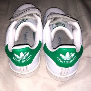 Adidas Stan Smith sneakers Size 13K.